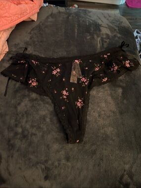Victoria's Secret Black Floral Lace Trim Thong